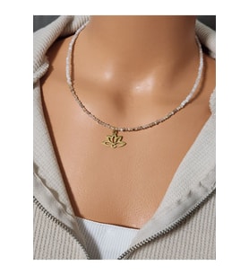 Aytaşı ve Güneş Taşı Minimal Lotus Kolye