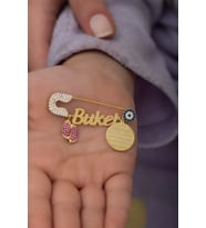 Kişiye Özel Pembe Ayak Ayetel Kürsi İsimli Büyük Boy Gümüş Çengelli İğne