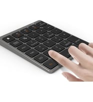 Macbook Notebook Uyumlu Bluetooth Kablosuz Numerik Klavye Tuş Takımı Mini Numpad Ultra İnce Kablosuz Şarjlı 28 Tuşlu Mini Rakam Klavyesi Keypad N960 (Titanium)
