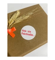 Sizin İçin Paketlendim Kırmızı Kalın Yazılı Yuvarlak Yapışkanlı Etiket 4x4 cm 120 adet
