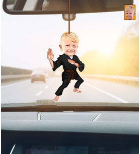 Kişiye Özel Çocuk Karateci Karikatürlü Ahşap Araba Dikiz Ayna Süsü