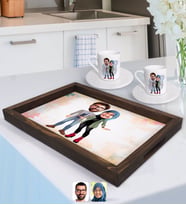 BK Gift Kişiye Özel Sevgililer Karikatürlü Doğal Ahşap Tepsi ve 2’li Kahve Fincan Seti-60