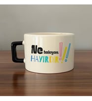 Ne Bakıyon Hayırdır Baskılı Siyah Kulplu C Fincan