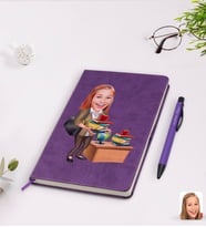 BK Gift Kişiye Özel Kadın Öğretmen Karikatürlü Mor Termo Deri Defter Kalem Seti Model 4