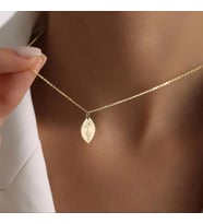 Kişiye Özel 925 Ayar Gümüş Minimal Tasarım Doğum Çiçeği Kolye (Gold)