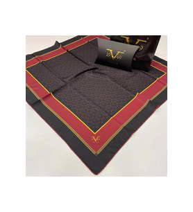 Geometrik Desen Black Seri Twill Eşarp Eşarp Askısı ile Birlikte 90x90 cm Nar Çi