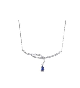 0.79 Karat Pırlanta Safir Kolye
