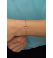925 Ayar Gümüş Beyaz Taşlı Lotus Çiçeği Bileklik