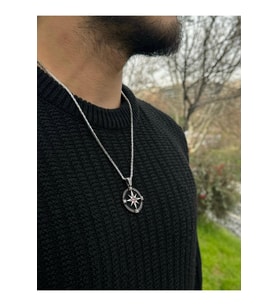 925 Gümüş  Kral Zincirli Taş Detaylı Pusula Kolye