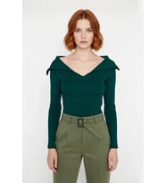 Kadın Şık Devrik Yaka Fitilli Triko Üst Fitted Kesim Uzun Kol Crop Model İlkbahar Sonbahar