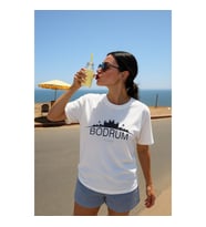 Kadın %100 Pamuk Bodrum Baskılı Kısa Kollu Beyaz T-Shirt