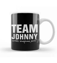 Team Johnny Veritas Numquam Perit Kupa Bardak Porselen