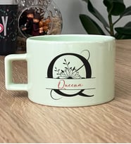 Kişiye Özel Q Harfli İsme Özel Hediye Pastel Fincan İsimli İsim Yazılı (Yeşil)