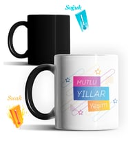Kişiye Özel Mutlu Yıllar Yıldızlı Tasarımlı Sihirli Kupa (Siyah - Beyaz)
