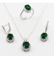 925 Ayar Gümüş Yeşil Zirkon Taşlı  Yuvarlak Model Bayan Set