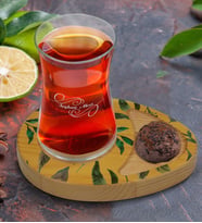 BK Gift Kişiye Özel Yapraklar Tasarımlı Doğal Ahşap Tabaklı Heybeli Çay Bardağı Sunum Seti Model 4