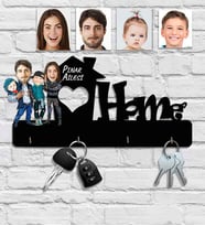 Kişiye Özel Karikatür Baskılı Ahşap Anahtarlık Aile-4 25x15 cm