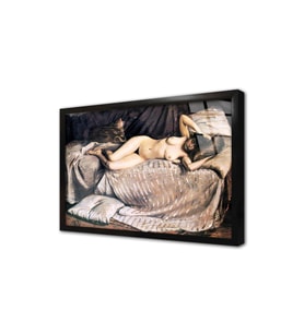 Woman Lying On A Couch Çerçeveli Cam Tablo