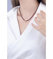 U Harfli Kahve Boncuk Tasarım Kolye