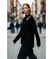 Kadın Oversize Cut Out Detaylı Siyah Triko Kazak Akrilik Fitilli Uzun Kollu Kışlık Kombinlerinize