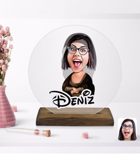 BK Gift Kişiye Özel Mona Lisa Karikatürlü Yuvarlak Ahşap Standlı Biblo-1