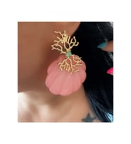 PEMBE RENK MİDYE KÜPE ACR5972 (Gold)
