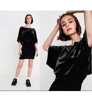Kadınyarasa Kollu Kadife Mini Elbise