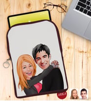 BK Gift Kişiye Özel Sevgililer Karikatürlü Taşınabilir Koruyucu Tablet Kılıfı & Organizer Çanta - Bordo-88