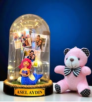 Sizlere Özel Led Işıklı Biblolu Fanus ve Pembe Peluş Ayıcıklı Anahtarlık (Model 7)