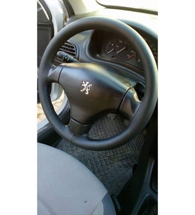 DİKİŞLİ DERİ DİREKSİYON KILIFI DAMARLI SİYAH DERİ SİYAH DİKİŞLİ PEUGEOT 206 İÇİN HIZLI KARGO
