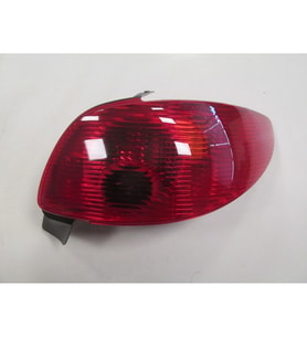 PEUGEOT 206- HB- 03/09; STOP LAMBASI SAĞ KIRMIZI (5KAPI) (MARS) 6351.S0 1516-1503