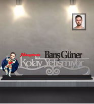 Kişiye Özel Uzay Karikatürlü Kolay Yetişmiyor Ahşap Biblo Bay-1