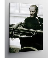 Kanvas Tablo Mustafa Kemal Atatürk Arabada