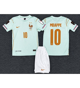 Fransa 2026 Dünya Kupası Kylian Mbappe Çocuk Forması 2li set