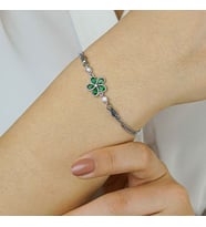 Zümrüt Yeşili Renkli Çiçek Tasarımlı 925 Ayar Gümüş Bileklik