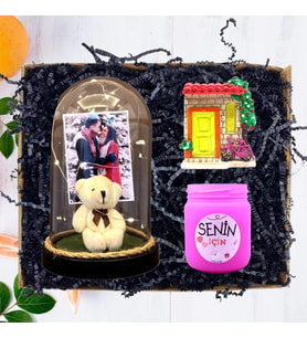 Kişiye Özel Fotoğraflı Peluş Ayıcıklı Fanus (Işıklı), Kokulu Pembe Mum ve Magnet Hediyesi