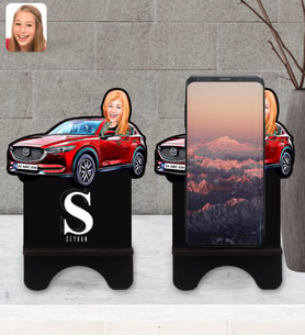 BK Gift Kişiye Özel Plakalı Kadın Mazda 6 Karikatürlü Ahşap Biblo Telefon Standı-1