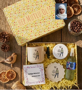 Kişiye Özel Karikatürlü Cute But Capricorn Oğlak Burcu Hediye Kutusu - Kişiye Özel T Kupa, Kolonya, Bardak Altlığı, Mum Doğum Günü Hediyesi