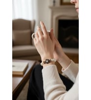 Kristal Taşlı Yonca Figür İnci Bileklik (Gri)