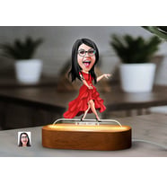 BK Gift Kişiye Özel Kadın Karikatürlü Dekoratif 3D Biblo LED Işıklı Gece Lambası-2, Sevgiliye Hediye, Arkadaşa Hediye, Doğum Günü Hediyesi
