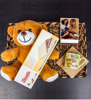 eJOYA Kişiye Özel Türk Kahvesi Fincanı & Peluş Ayıcık & Choco Biscuit & Fotoğaflık Hediye Paketi 111781