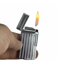 Dupont Tarz Yandan Çarklı Metal Çakmak Gümüş (Renksiz)