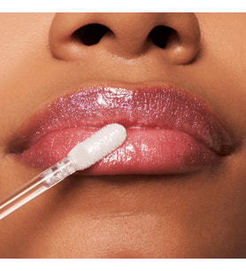Meta Glow Multi-Reflective Lipgloss 01