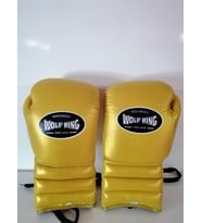 Wolfking marka Deri Boks Eldiveni sarı renk ipli model Orjinal Dana derisidir. 10-12-14-16oz büyüklükte İstediğiniz Bedeni msj ile bildiriniz