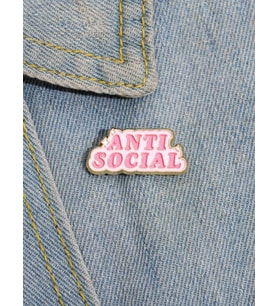 ANTI SOCIAL Yazılı Broş