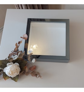 25X25 FÜME KAPLI LEDLİ DERİN ANI ÇERÇEVESİ! ÖZEL GÜN ÇİÇEKLERİNİZ İÇİN
