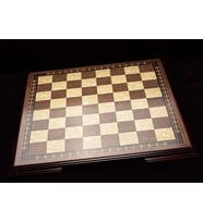 Büyük Boy, El Yapımı İşlemeli Masif Ceviz Satranç Tahtası, 50x50cm