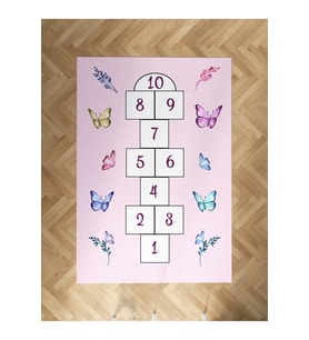 MEKTA HOME BEBEK VE ÇOCUK ODASI Seksek ve Kelebek Desenli Pembe Halı