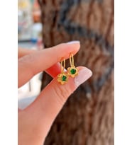 Gümüş yeşil taşlı çiçek model çocuk küpe (Sarı)