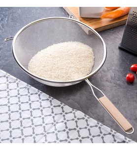 Ahşap Saplı Paslanmaz Çelik Süzgeç, Büyük Boy Metal Süzgeç 24 * 10 Cm - Estetik ve Dayanıklı: Ahşap Saplı Paslanmaz Çelik Süzgeç - Büyük Boy Metal Süzgeç